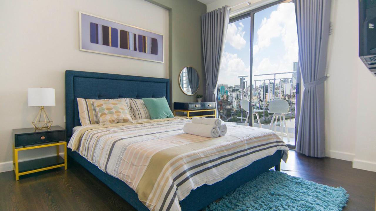 2Brs City View In The Heart Of Saigon - Free Infinity Pool Хошимін Екстер'єр фото