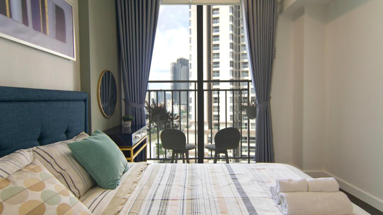 2Brs City View In The Heart Of Saigon - Free Infinity Pool Хошимін Екстер'єр фото