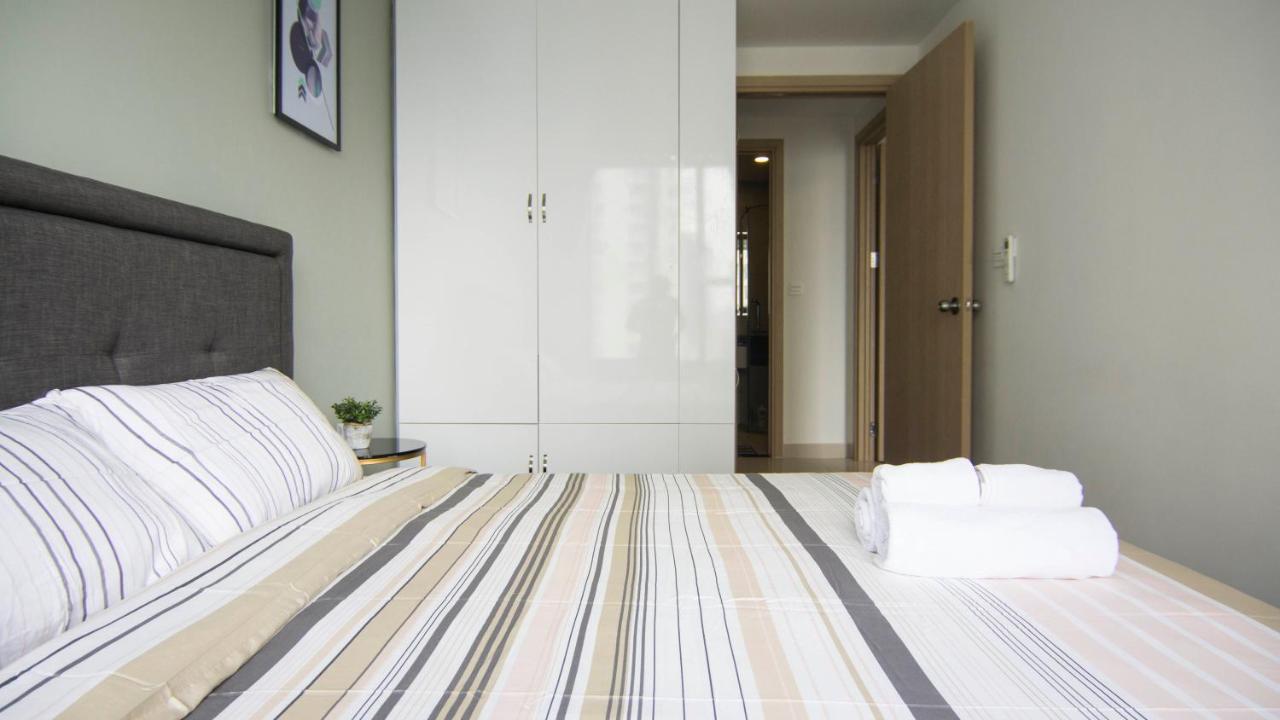 2Brs City View In The Heart Of Saigon - Free Infinity Pool Хошимін Екстер'єр фото